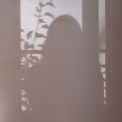 היא/את 21