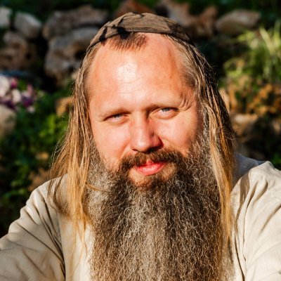 laukstein's profile picture. Israeli artist and developer. Senior Engineer at @Stampli