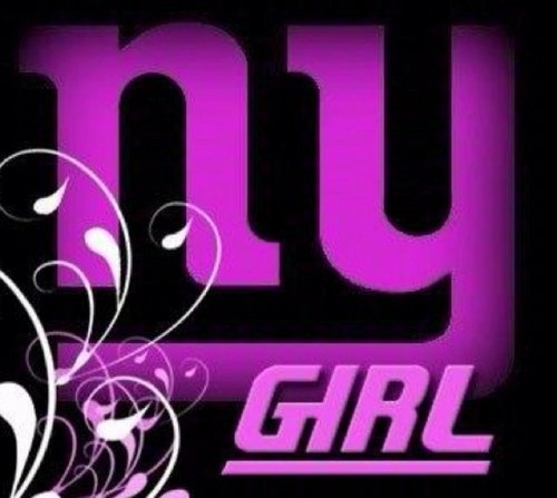 laughlovelive25's profile picture. 