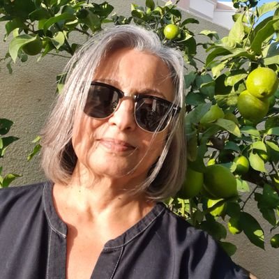 houriag8's profile picture. that's just me ...