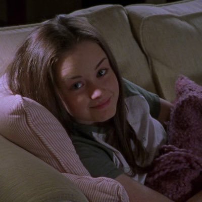 Writer/Poet ~ She/Her ~ Swiftie ~ INFJ ~ I barely tweet, but I’m always active. ~ Letterboxd: https://t.co/Sci2KwJuBa ~ Serializd: https://t.co/1qIqFp0obe
