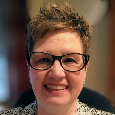 Ovarian cancer survivor talking about cancer awareness, public health and health & social care. Tweets personal. All views my own. RT's are not endorsements.