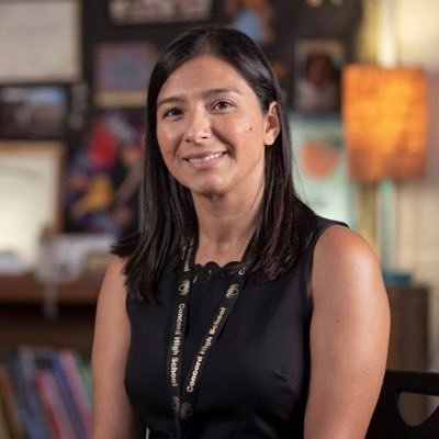 HS ELD teacher in NC | Author: #IfUOnlyKnewBook + #MillysJourneyBooks 📚| 🇬🇹 proudly Guatemalan | Advocate for MLs