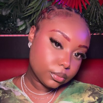Proverbs 4:23💕 PVAMU Alumna 💜| Bookish Baddie 📚| 1946🤟🏾|