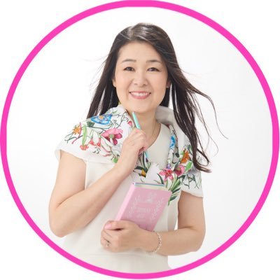 宇宙に委ねる 🪐天命を思い出し🌸在りたい姿をナビにセットするだけで豊かさ溢れる毎日に。 幸せノート術💖開講中