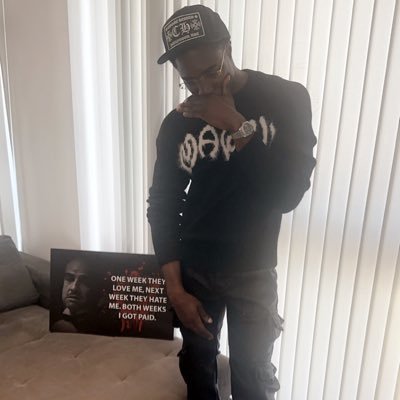 mikemoney_'s profile picture. 