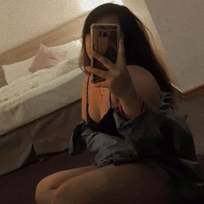 xiaoxiii99_'s profile picture. 𝓁𝒶 𝓋𝒾𝑒 𝑒𝓈𝓉 𝒷𝑒𝓁𝓁𝑒 🦋 Engineer |