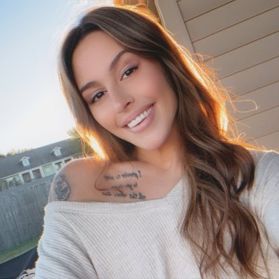 EllBooDro's profile picture. 