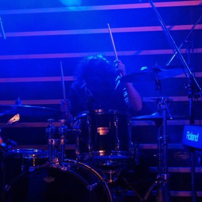 ただの音楽とバイク好きのアラフォー。 静岡県浜松市のインストバンド maigo nano(@maigo_inst)のドラム🥁 endorsement→ #NegiDrums どうぞよしなに。