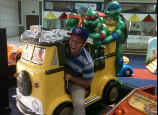 BRANDOFORDO's profile picture. i like being a dork, i dont take things very seriously all the time, but i do when i know the time is right, i love playing hockey and baseball