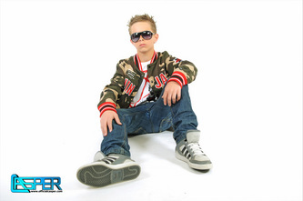 Follow @official_casper his a great singer.