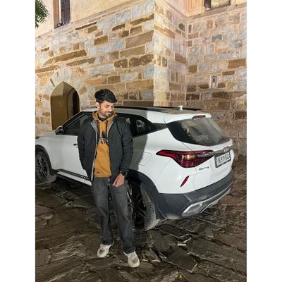rishabhh31's profile picture. 