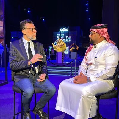 مقدم برامج ، صحافي - ترخيص الهيئة العامة لتنظيم الإعلام : 236648 - ترخيص العمل الحر : FL-58253751 - للتواصل | 0553678378 khamha78@gmail.com