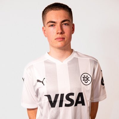 19 🇪🇸 | Jugador profesional de EA FC para @TeamDUXGaming | Contact: talents@teamdux.com | https://t.co/8OvYYedTcH