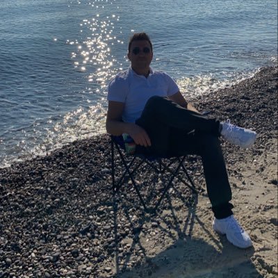 —Cryptocurrency yatirimcisi—Hiç bir zaman kaybetmem. Ya kazanirim ya da öğrenirim.