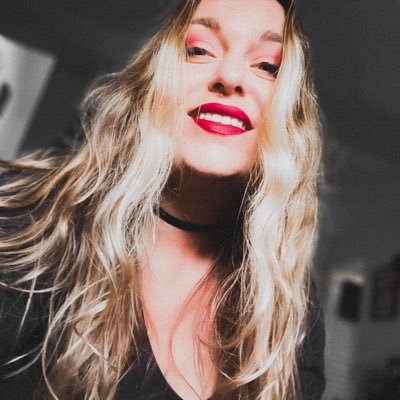 philharmonia_'s profile picture. Tu verras que certaines familles de sorciers valent mieux que d’autres, Potter. 🐍