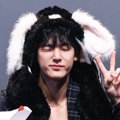 口悪雑食オタ🫣現在メインSEVENTEEN MINGYU🐶30↑CARAT友達こっそり募集 (コメント見逃しがちDMください) carat 겸 ELF 겸 EXOL 겸 ARMY🫣메인:SEVENTEEN💎30↑친구 친하게 지내요🫶