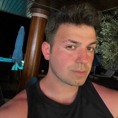 YaaaBatuuu's profile picture. 𝕹𝖔𝖙𝖍𝖎𝖓𝖌 𝖜𝖎𝖑𝖑 𝖇𝖊 𝖙𝖍𝖊 𝖘𝖆𝖒𝖊 Developer https://t.co/ioNMAYFwoH