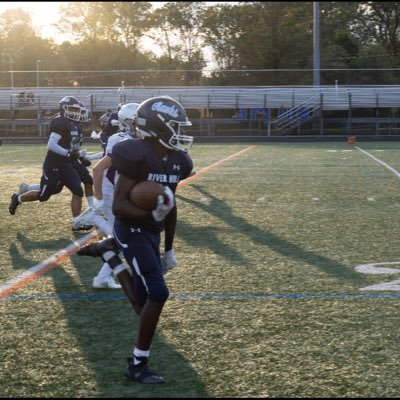 #27 river hill varsity /Jakai824@yahoo.com/443-603-2904/ Rb/cb/qb pg 5,11 140 Class of 28’ dual sport 🏀🏈 GPA: 3.32 instagram- Kaiivisions