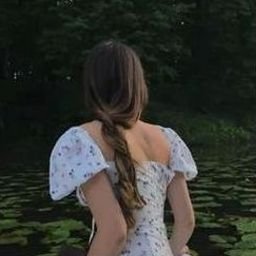 SleaubryshA8d7's profile picture. 