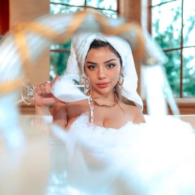 I’m here looking for serious ones and have some fun together don’t dm if you have trust issues