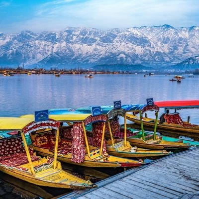 SarfarazMalla's profile picture. Heaven isn't too far if Kashmir is your destination. 
A journey to Kashmir is a journey to find yourself.
Lost in the beauty of Kashmir, found peace in my soul.