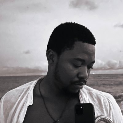 bigvibebante's profile picture. live wire