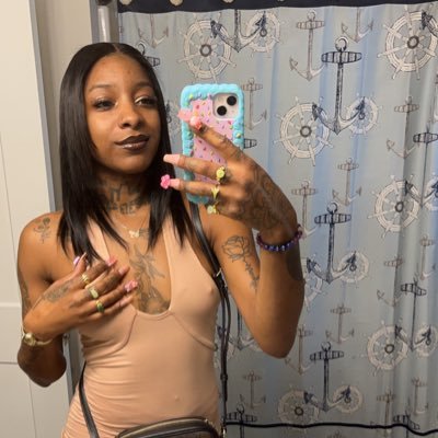 Big ♍️ but what up doe you can call me Chef bae👩🏾🍳 but nah fr im just here to have fun with yall so like up.✨