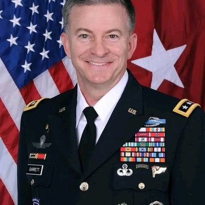 WeissWince69966's profile picture. Military Force New