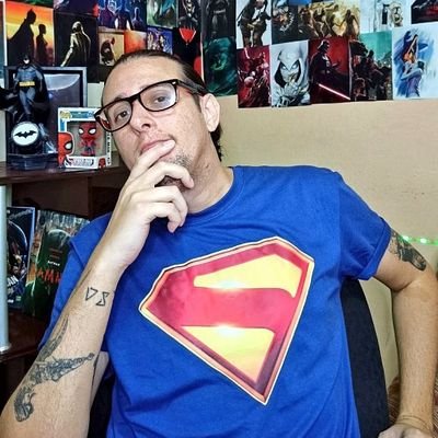 Youtuber a ratos, amante de los comics, el cine de superheroes, videojuegos y la fotografia,.. muchas noticias y rumores del mundo friki. #Marvel #DC #Games