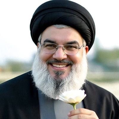 فلسطينية إيرانية لبنانية عراقية يمنية من فلسطين💛 السلام على الزهراء مع كل نبضة قلب 💛