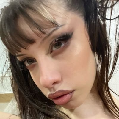 fullfith's profile picture. 