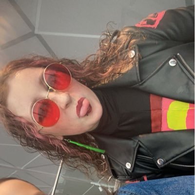 22 / White Welsh 🏴 / there’s no theme here, just vibes