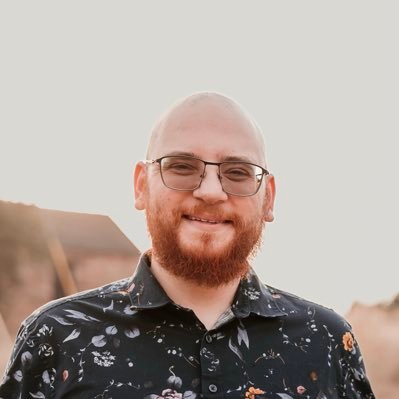 I build things that do stuff and lead teams that build things. Platform Architect @wagwalking