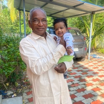 VeeMuthusamy's profile picture. 