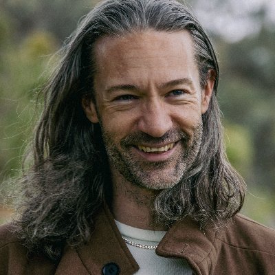 AmosAshley1980's profile picture. 