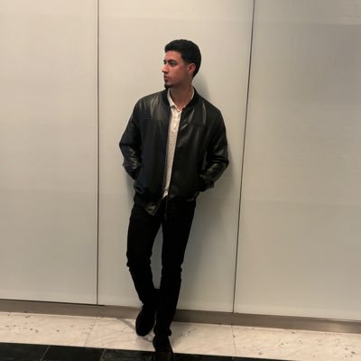 luclavish's profile picture. 