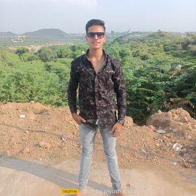 piyushjoshi2141's profile picture. 