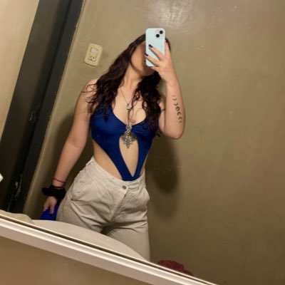 Laravalentina10's profile picture. 🧚🏻‍♀️🌸🌈🛼