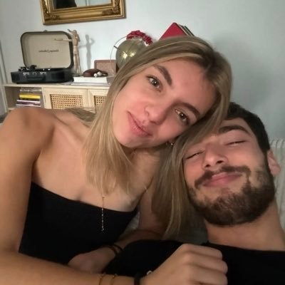 ✝︎ la meuf du dab