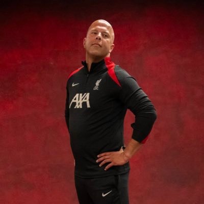 jamiebennett_r's profile picture. Love my family, LFC. Francophile. Happy-go-Lucky ☺️ No time for hypocrites #JFT97