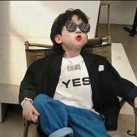 এQuinn⁰⁰ (@000quinn) 's Twitter Profile