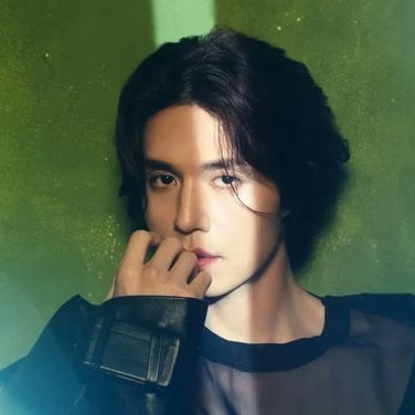 This page is dedicated to Lee Dong Wook. My posts are a reflection of the way I see him, through my eyes and my emotions.