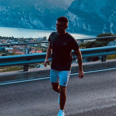 derchef4427's profile picture. 