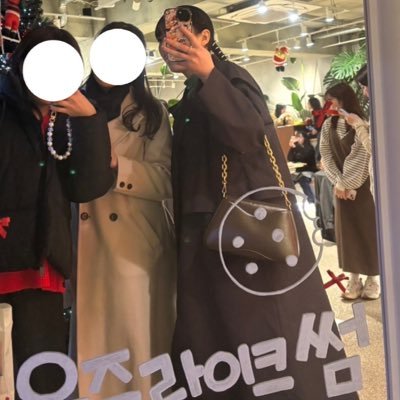 関東 20代女子 カブトムシ飼育始めました☻ (2024年夏〜)初心者🔰 旅行・美容✨ フォローしてくれると嬉しいです💐 コメント気軽にください!1日1投稿目標✏️