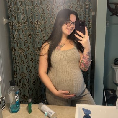 Ellivictoriaa's profile picture. FSM 49’- 21’🕊 ENJr 97’- 17’🕊️Llyric 🐾 DCJ🩵