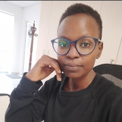ShaulyneK's profile picture. Football lover⚽
Manchester United fan🔴
Financial Advisor/analyst