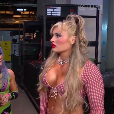 BrattyStratton's profile picture. Dad: @DaFearlessStud
Mom: @hugmybooty