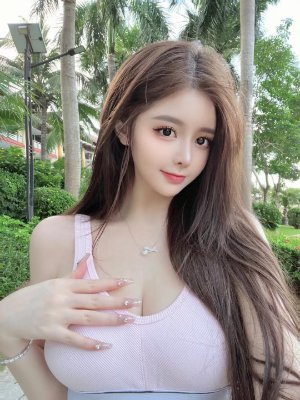 MelZarboulas's profile picture. 互关 互fo 互粉 팔로우미 相互フォロー fo back