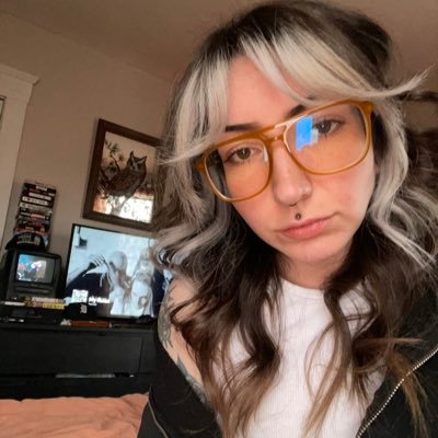 dominationriff's profile picture. ig: crooked.jaw